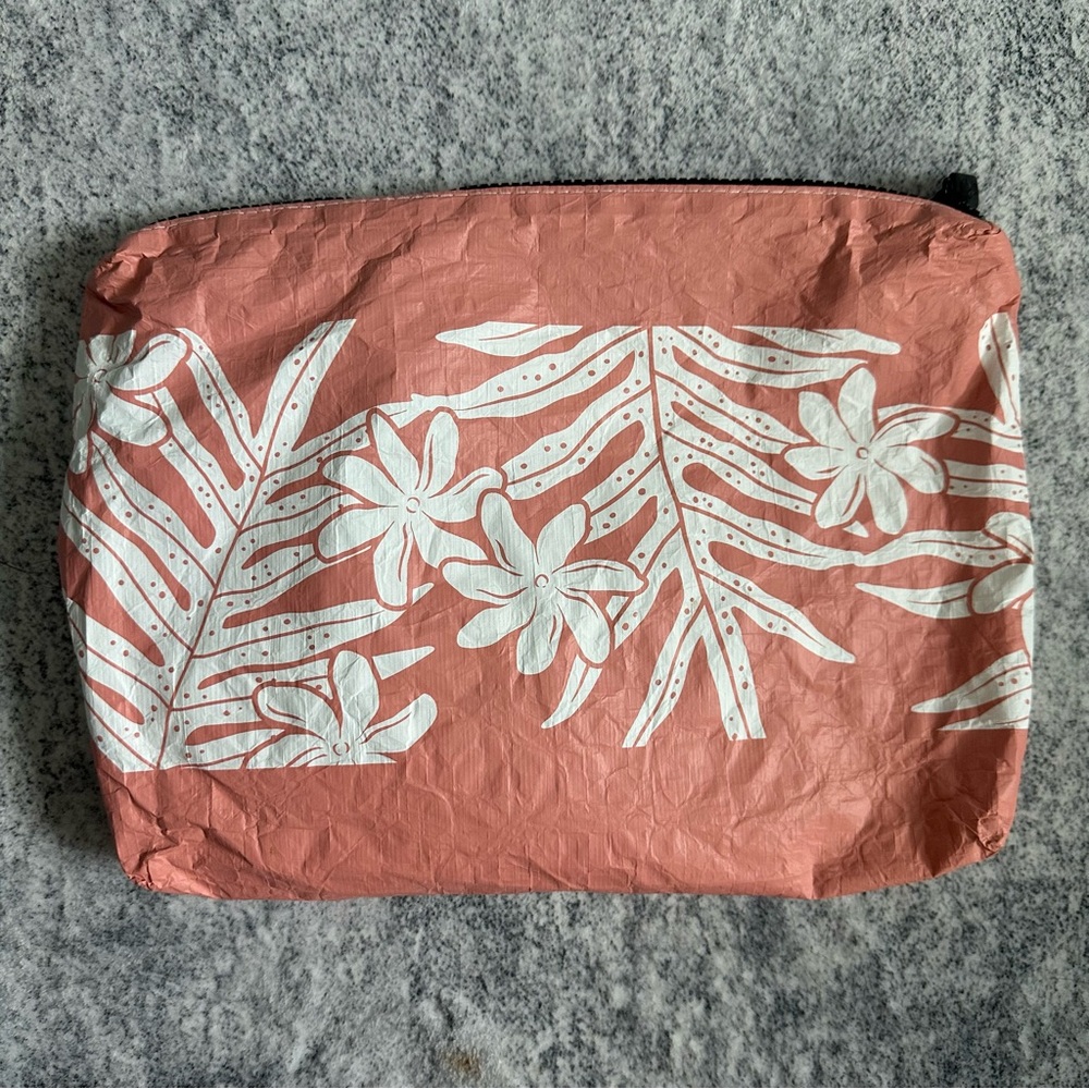 ALOHA Collection Lauaʻe Pouch
